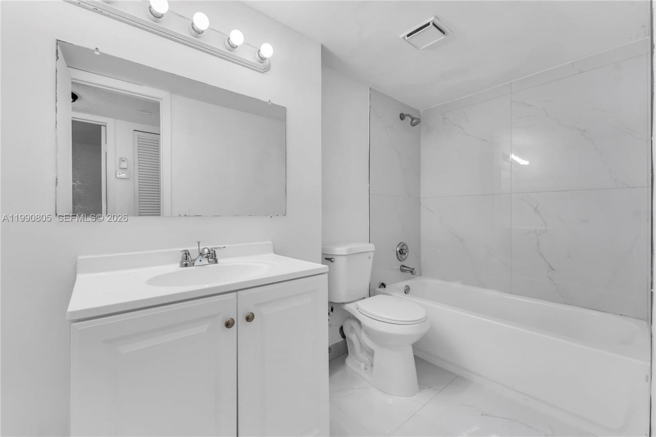 321 SW 1st Ct, Unit K-4, Pompano Beach, FL 33060 Photo