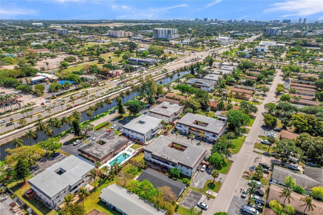 321 SW 1st Ct, Unit K-4, Pompano Beach, FL 33060 Photo