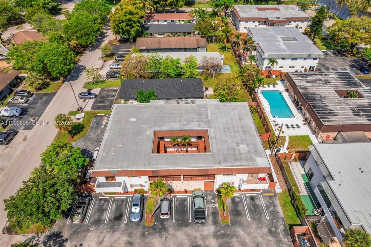321 SW 1st Ct, Unit K-4, Pompano Beach, FL 33060 Photo