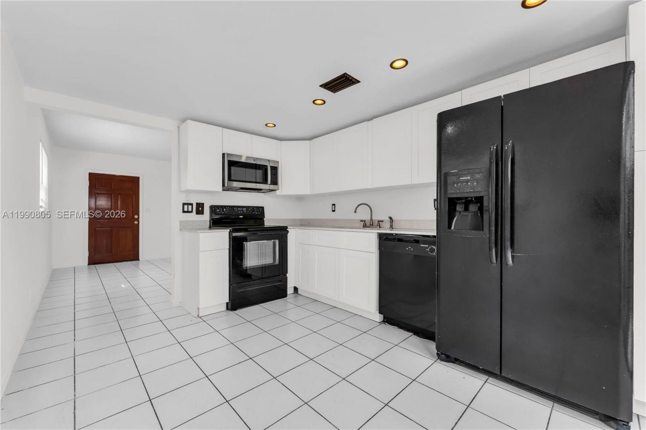 321 SW 1st Ct, Unit K-4, Pompano Beach, FL 33060 Photo