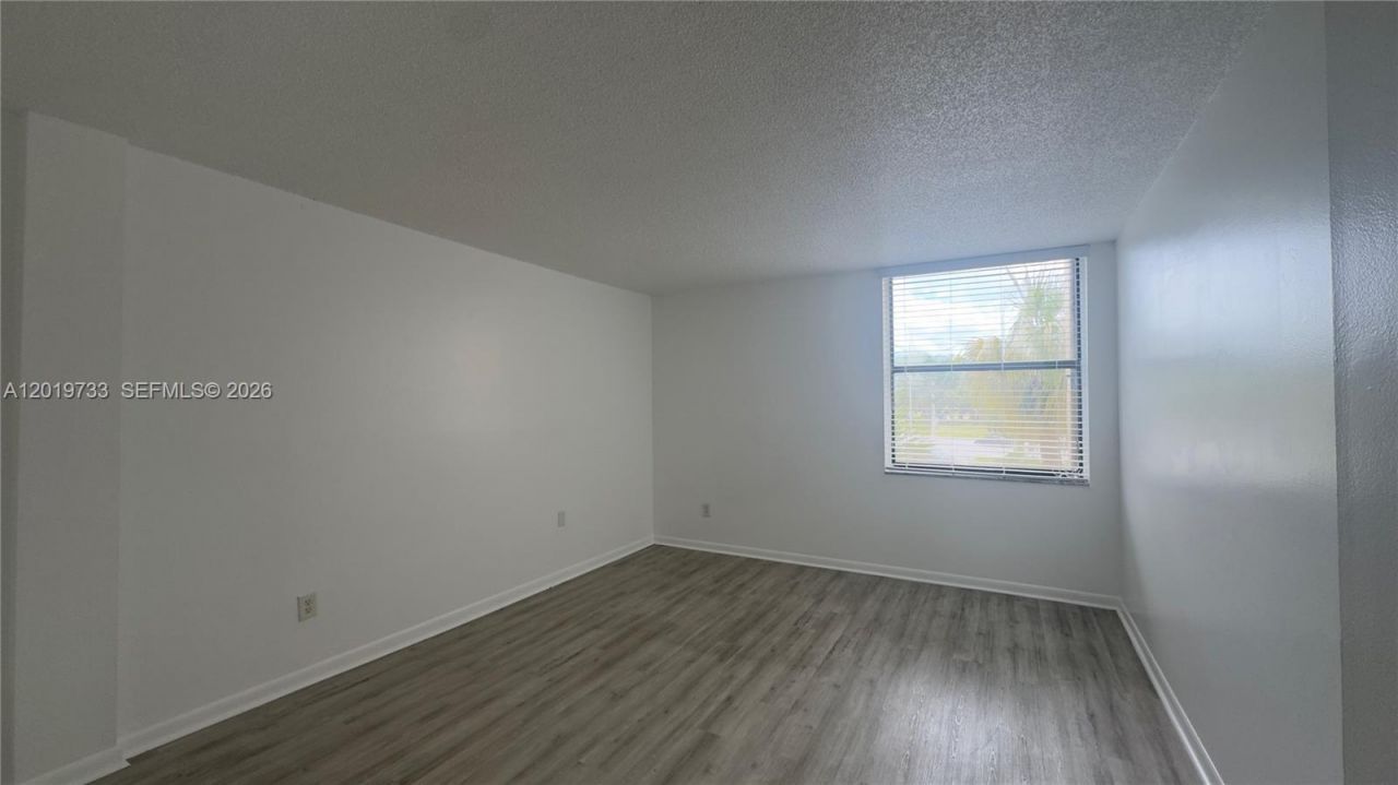 14611 N Kendall Dr , Unit 304L, Miami, FL 33186 Photo