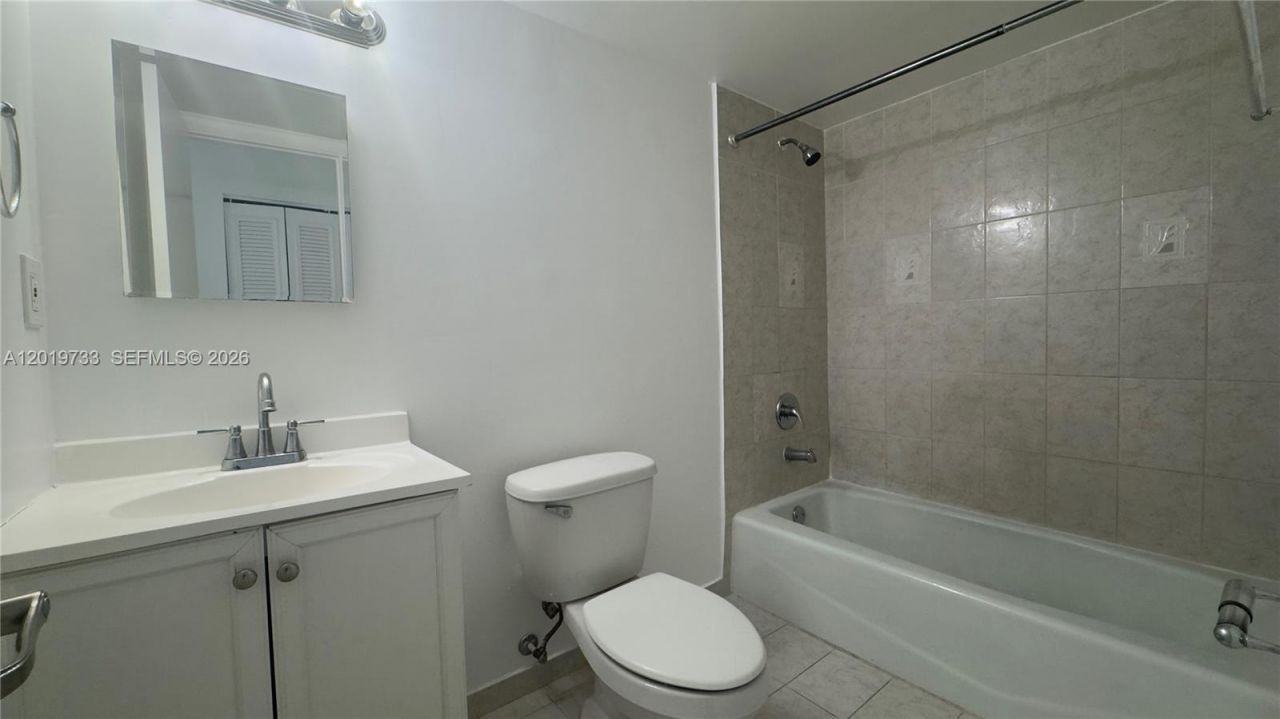 14611 N Kendall Dr , Unit 304L, Miami, FL 33186 Photo