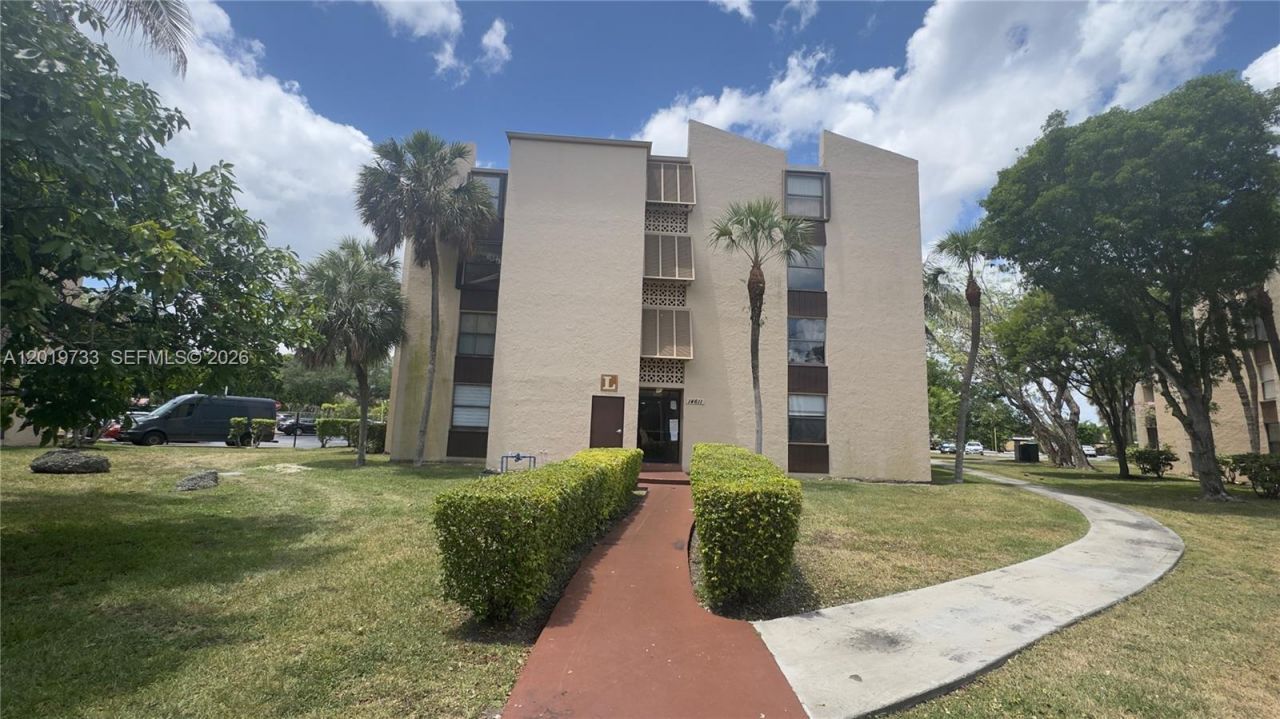 14611 N Kendall Dr , Unit 304L, Miami, FL 33186 Photo