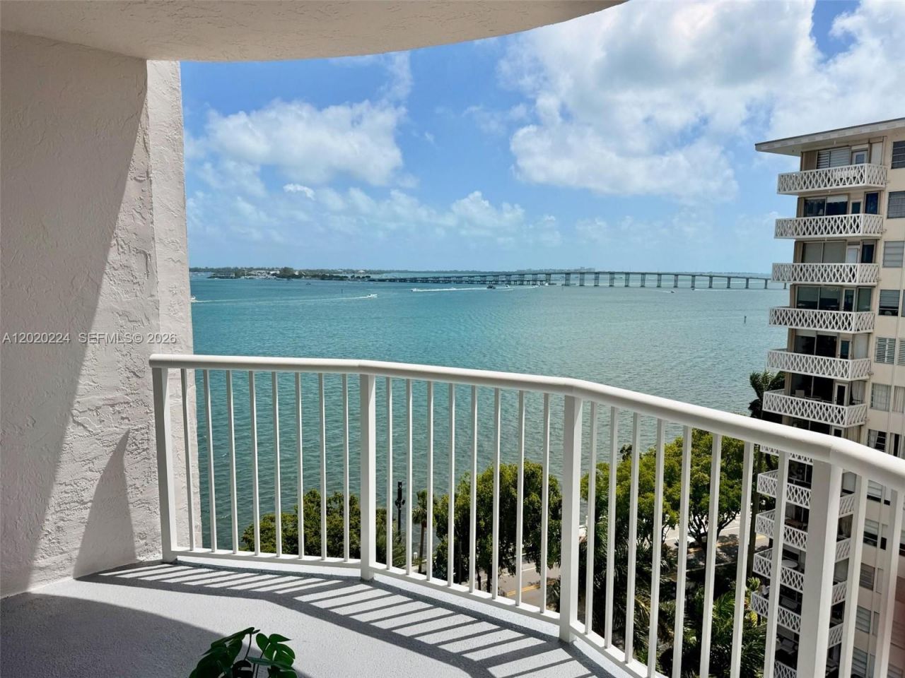 1420 Brickell Bay Dr, Unit 1108B, Miami, FL 33131 Photo