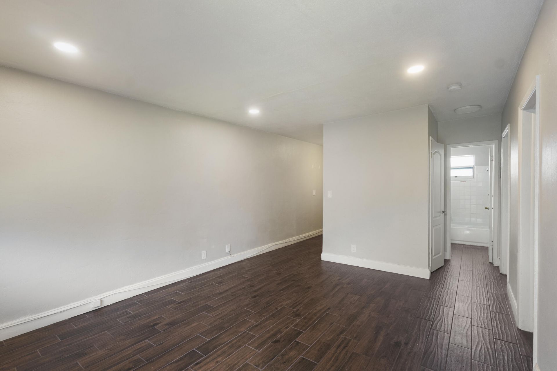 730 NW 4th Avenue, Fort Lauderdale, FL 33311 Photo