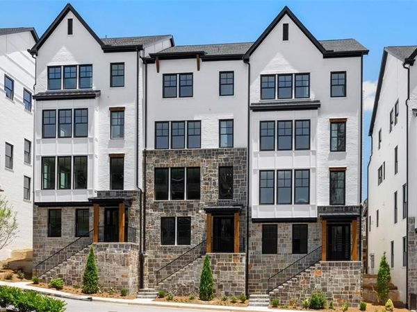 2012 Sinclair Way, Alpharetta, GA 30009