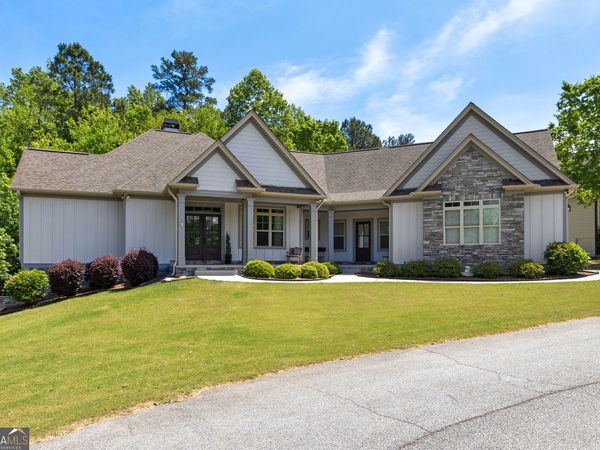 415 Vanderbilt Parkway, Newnan, GA 30265