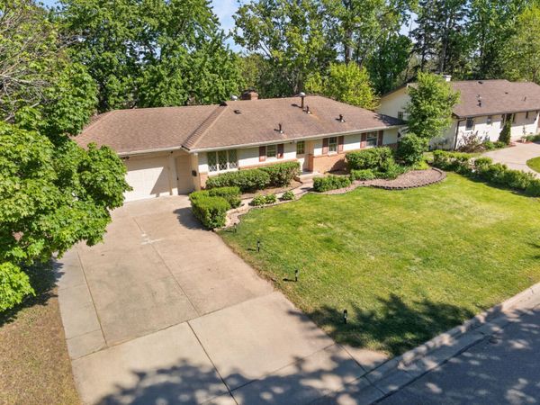 3035 Croft Drive, Saint Anthony, MN 55418
