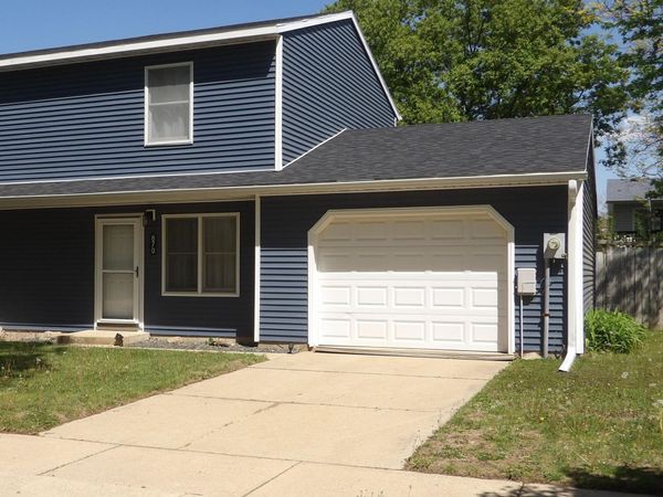 870 W Village Circle SE, Rochester, MN 55904