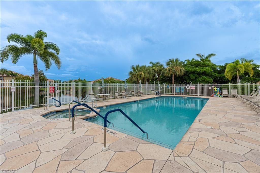 15449 Bellamar Cir , Unit 1225, Fort Myers, FL 33908 Photo