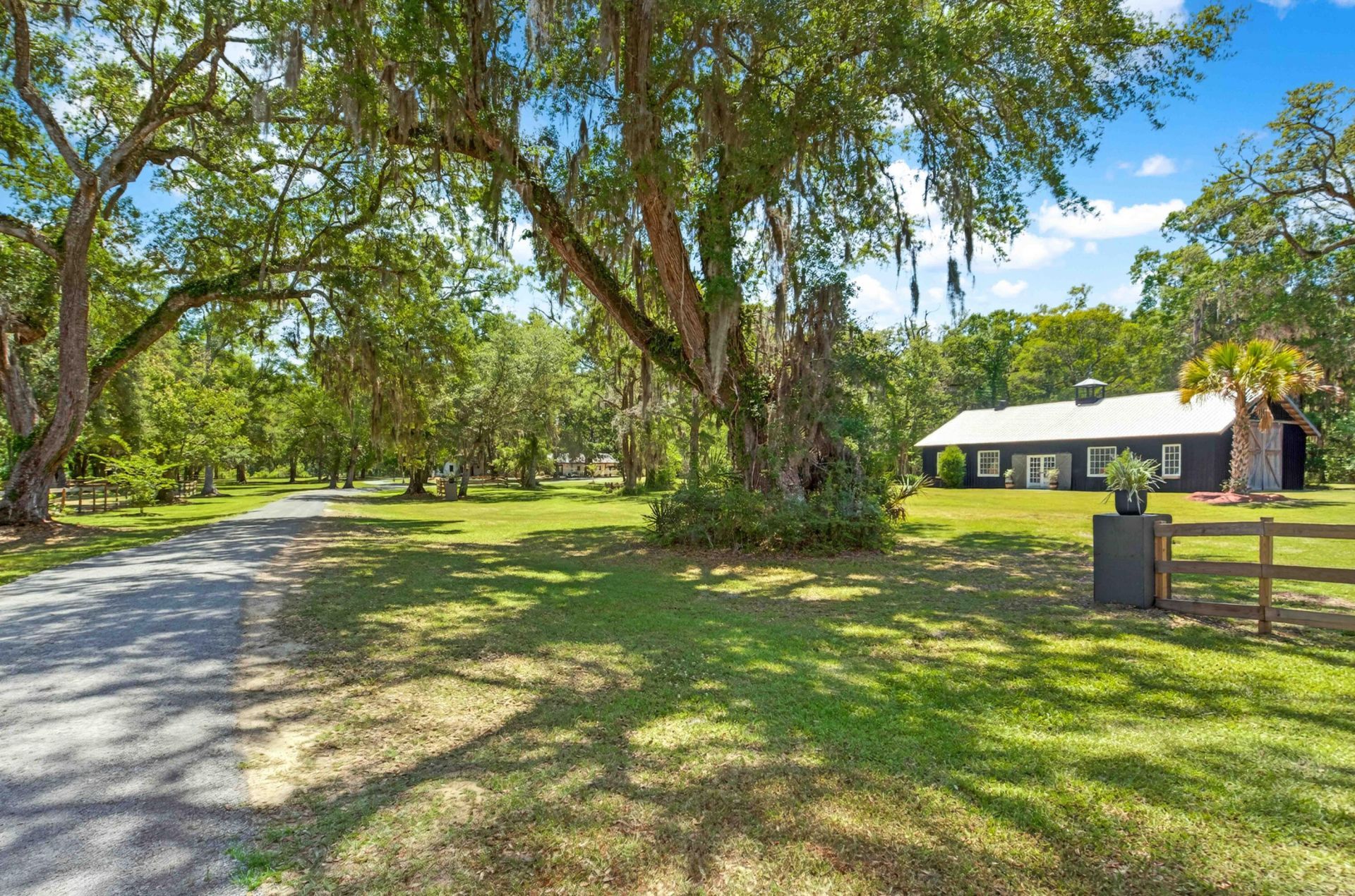5068 Sweetgrass Farm Road Photo 15