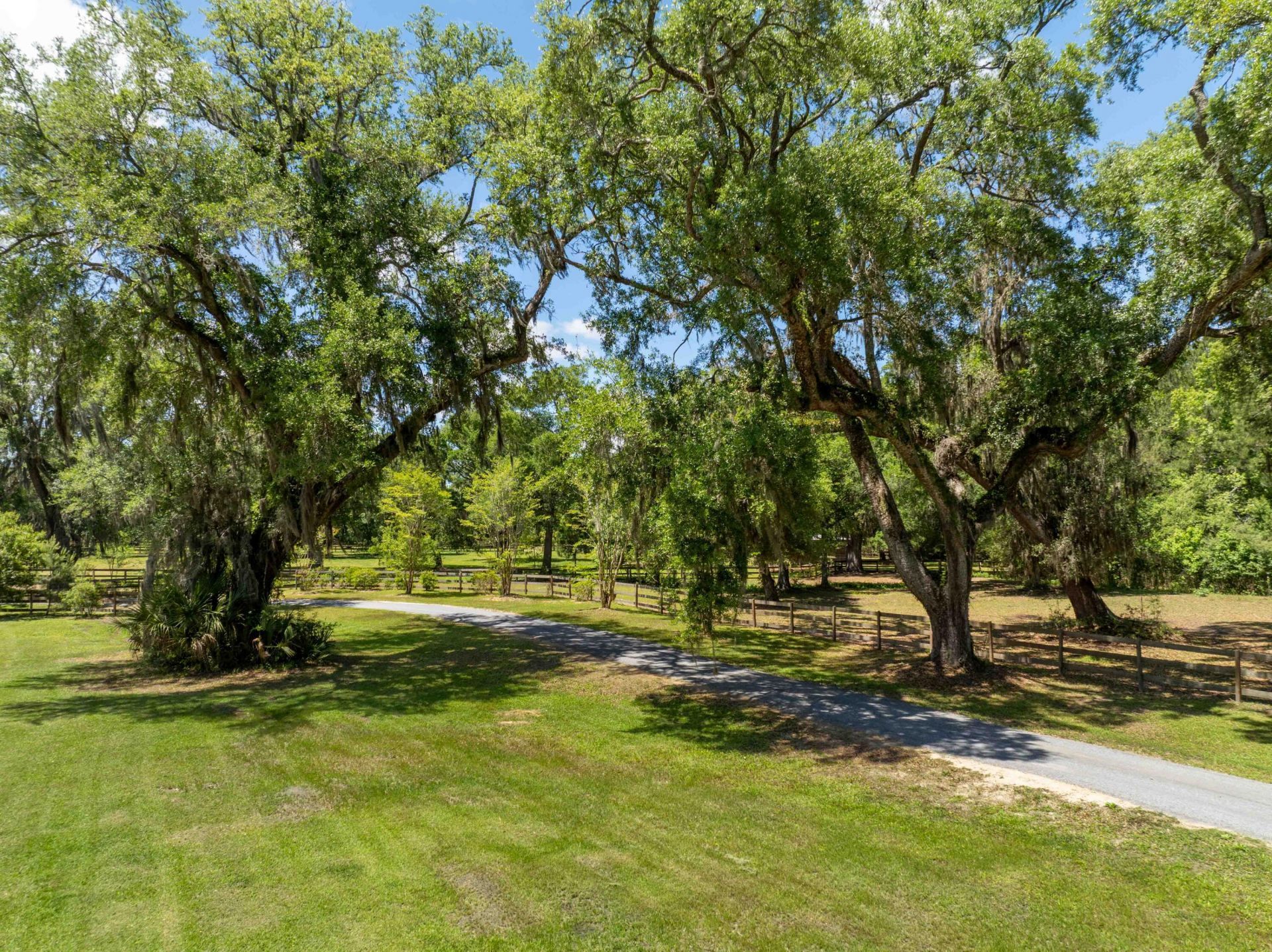 5068 Sweetgrass Farm Road Photo 9