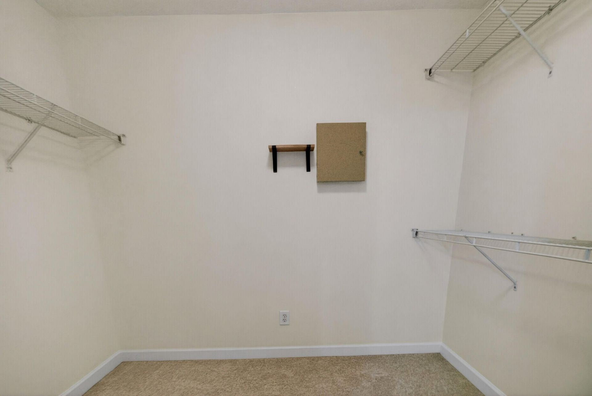113 Garden Grove Drive Photo 20