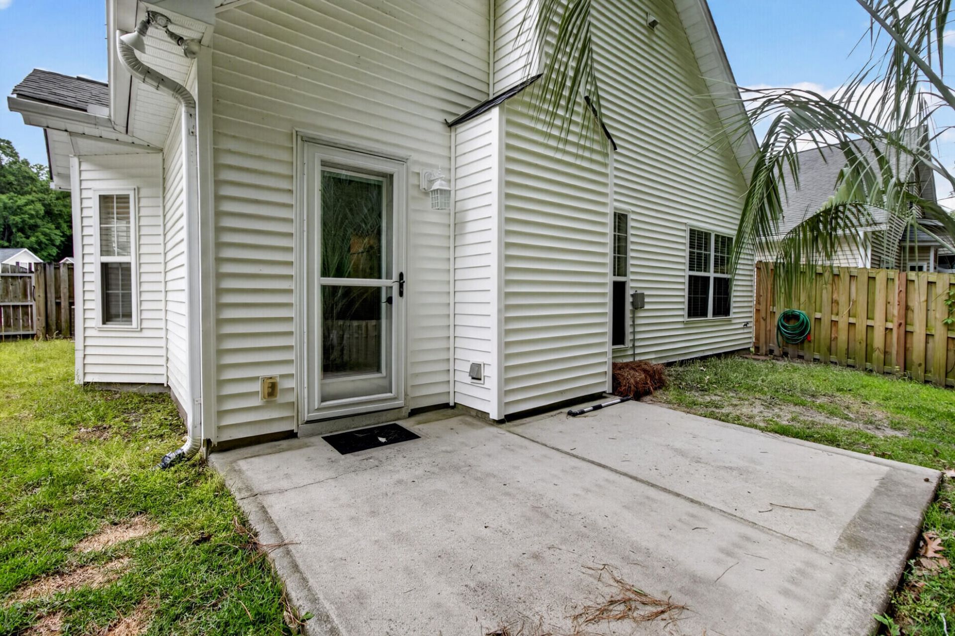 113 Garden Grove Drive Photo 28