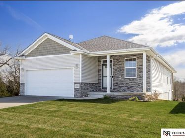 200 Pebble Beach , Lincoln, NE 68520
