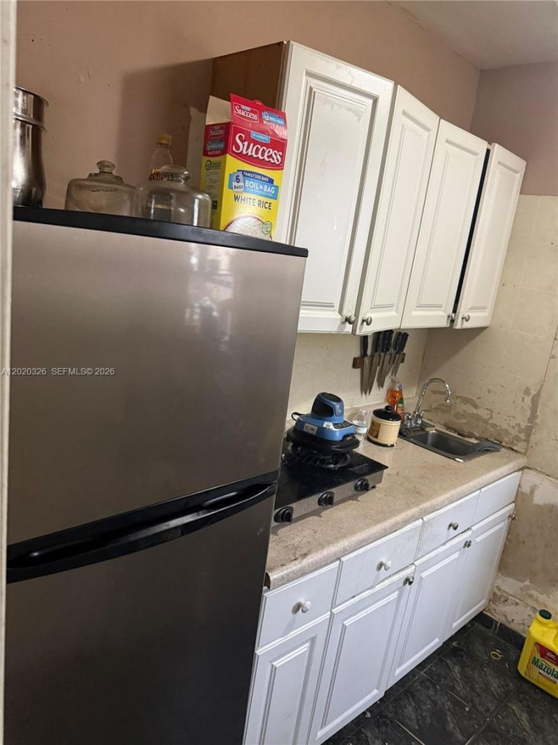3101 NW 99th St, Miami, FL 33147 Photo