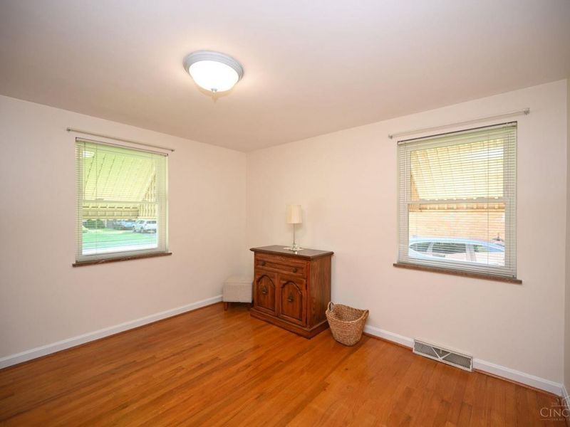3810 S Broadlawn Circle, Silverton, OH 45236 Photo 30