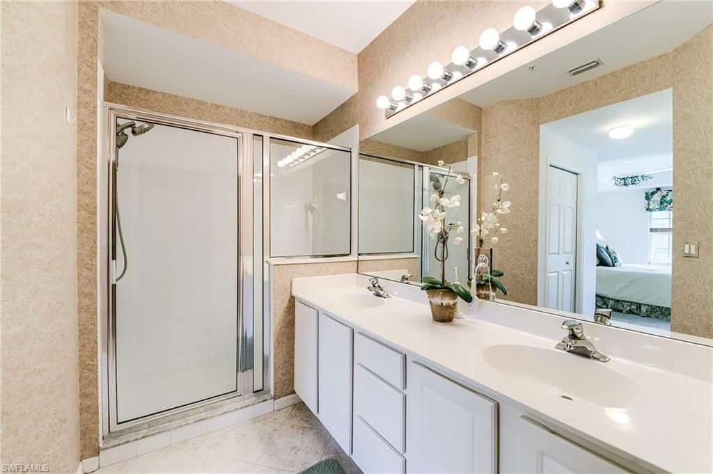 1940 Willow Bend Cir, Unit 103, Naples, FL 34109 Photo