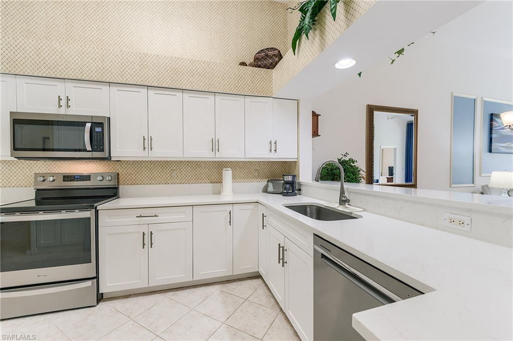 1940 Willow Bend Cir, Unit 103, Naples, FL 34109 Photo