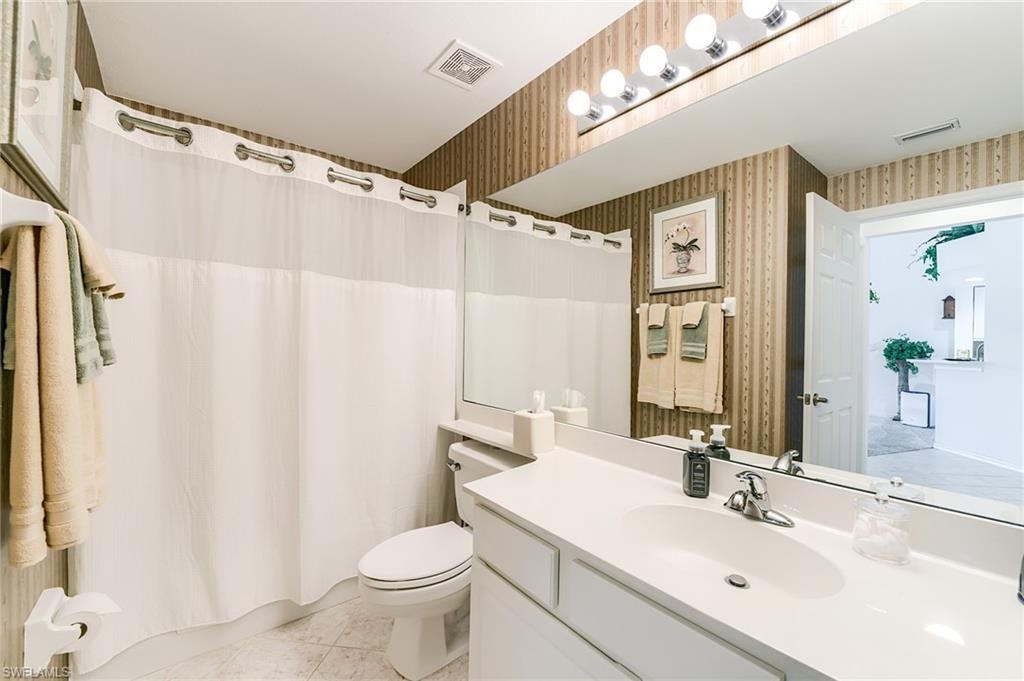 1940 Willow Bend Cir, Unit 103, Naples, FL 34109 Photo