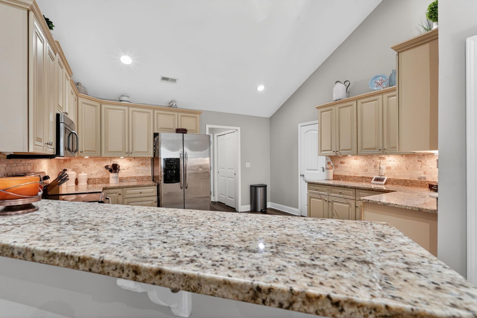 536 Shea Loop Photo 14
