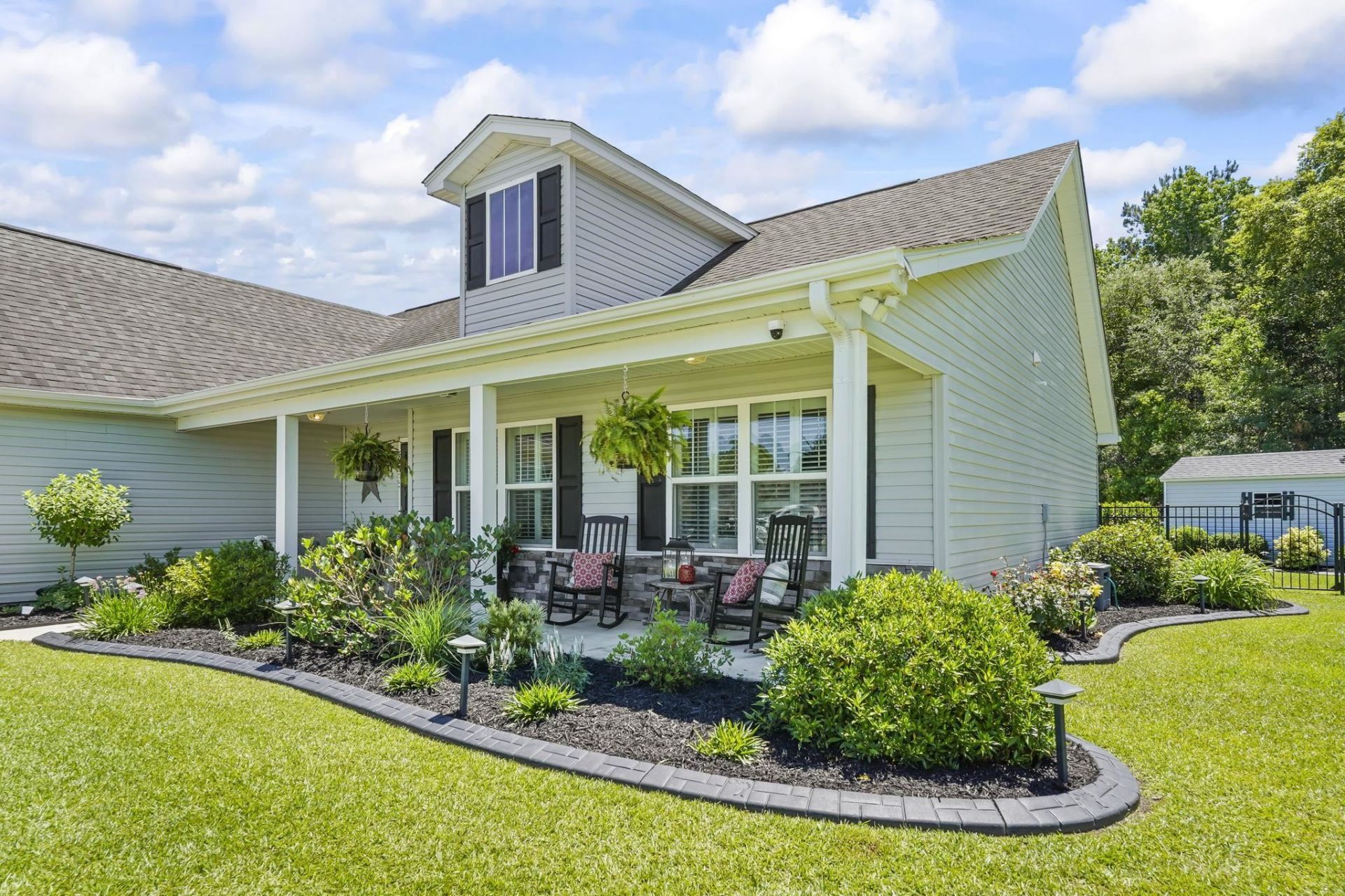 536 Shea Loop Photo 2