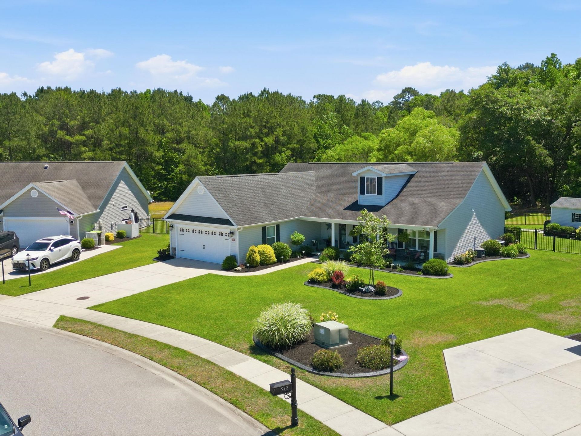 536 Shea Loop Photo 4