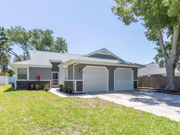 327 PHLOX DRIVE , Unit 327, PALM HARBOR, FL 34684