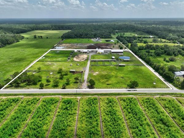 596 E COUNTY ROAD 90 , BUNNELL, FL 32110