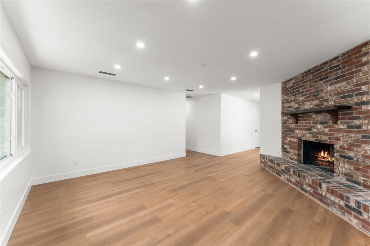3853 NW 33rd Place , Gainesville, FL 32606 Photo
