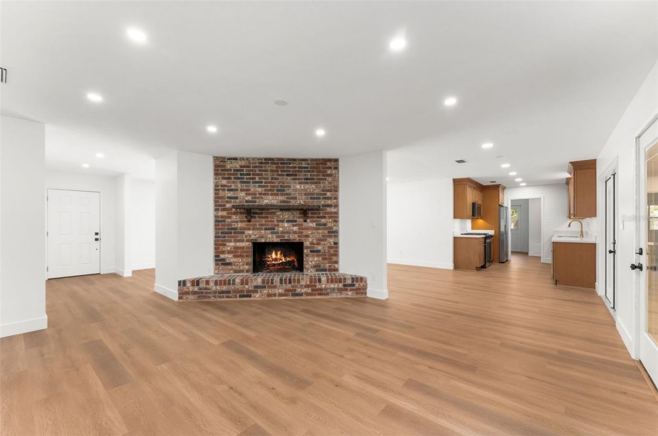 3853 NW 33rd Place , Gainesville, FL 32606 Photo