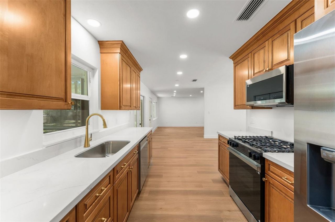 3853 NW 33rd Place , Gainesville, FL 32606 Photo