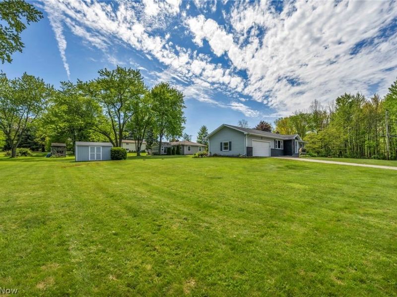 1543 Lindakay Drive, Akron, OH 44312 Photo 46