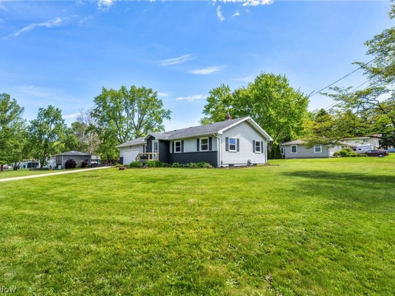 1543 Lindakay Drive, Akron, OH 44312 Photo 6