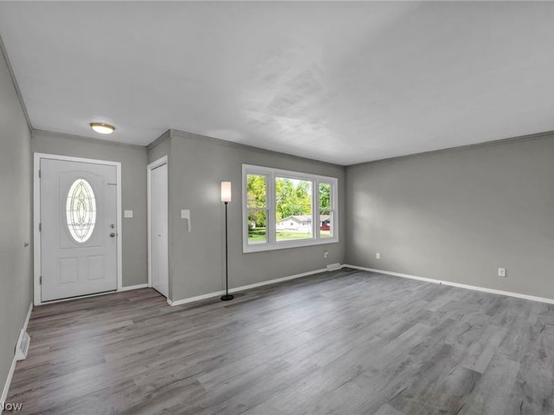 1543 Lindakay Drive, Akron, OH 44312 Photo 8