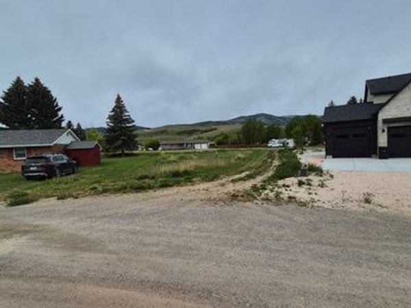 411 N SUNRISE DR , Garden City, UT 84028