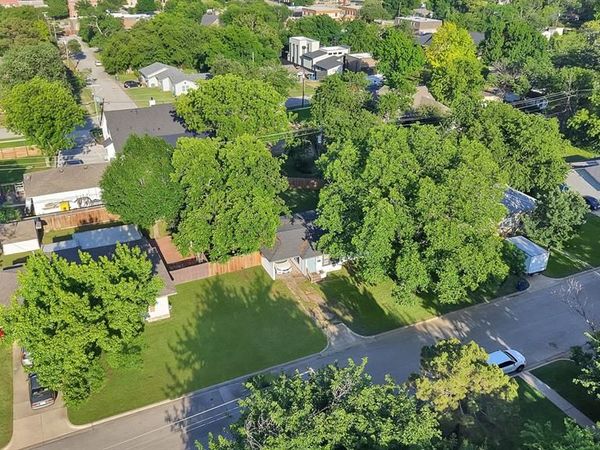 1103 Bellaire Drive, Grapevine, TX 76051