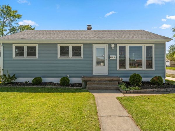 102 S Delaware Street , Hobart, IN 46342