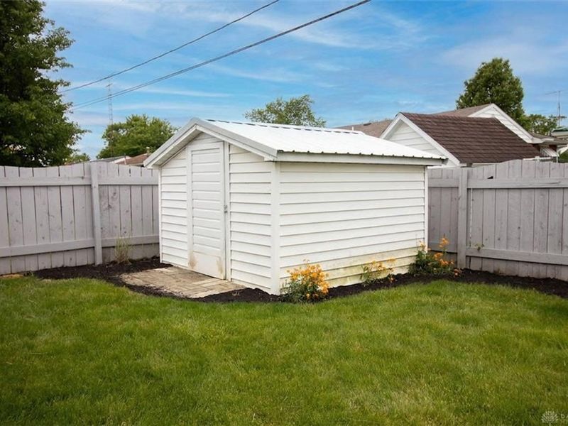 1352 Highland Drive, Greenville, OH 45331 Photo 7