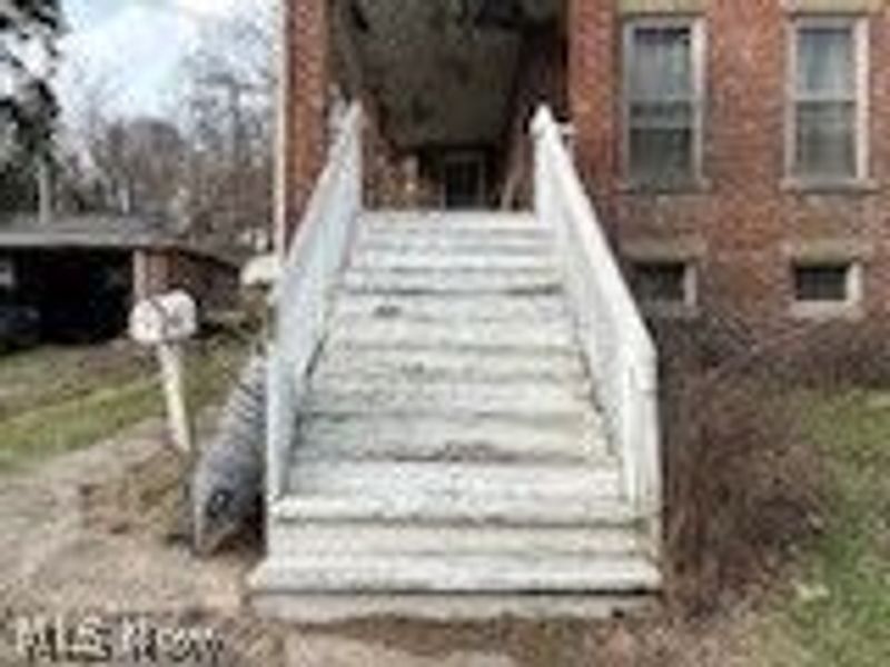 1293 Sharon Avenue, Zanesville, OH 43701 Photo 3