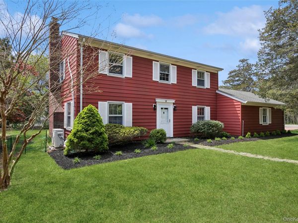2 Ludlow Lane , Hampton Bays, NY 11946