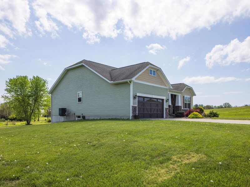 3028 Canterbury Lane , Albany, OH 45710 Photo 11