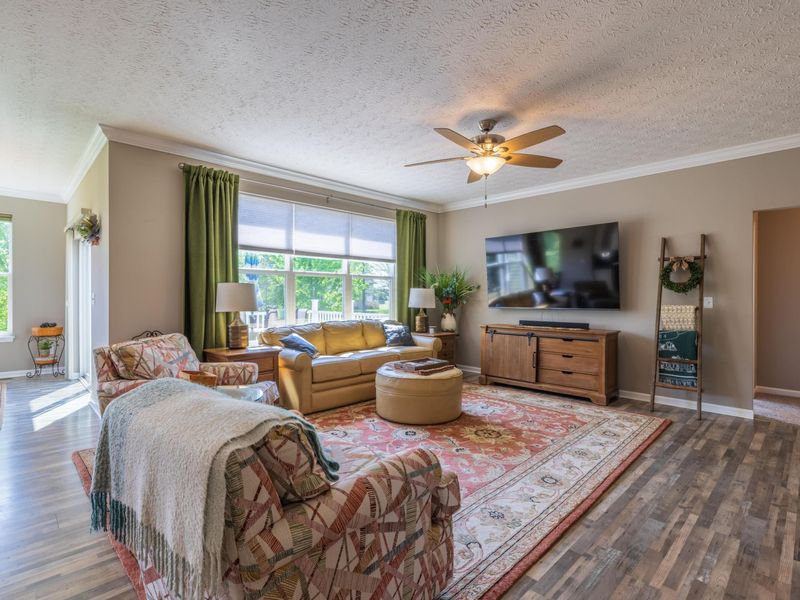 3028 Canterbury Lane , Albany, OH 45710 Photo 18