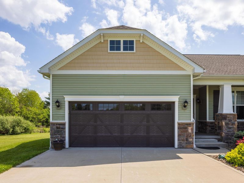 3028 Canterbury Lane , Albany, OH 45710 Photo 2