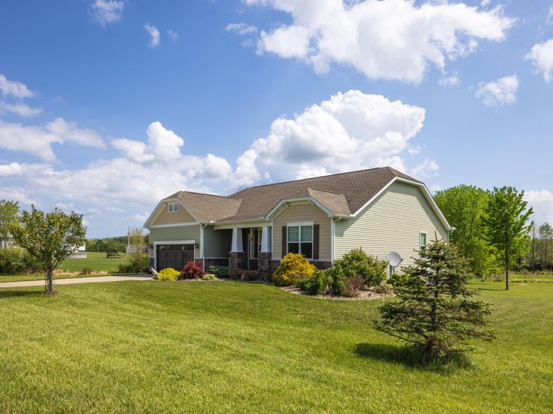 3028 Canterbury Lane , Albany, OH 45710 Photo 3