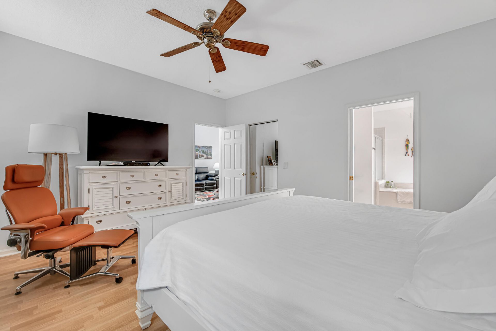 9543 Crescent View Drive N, Boynton Beach, FL 33437 Photo