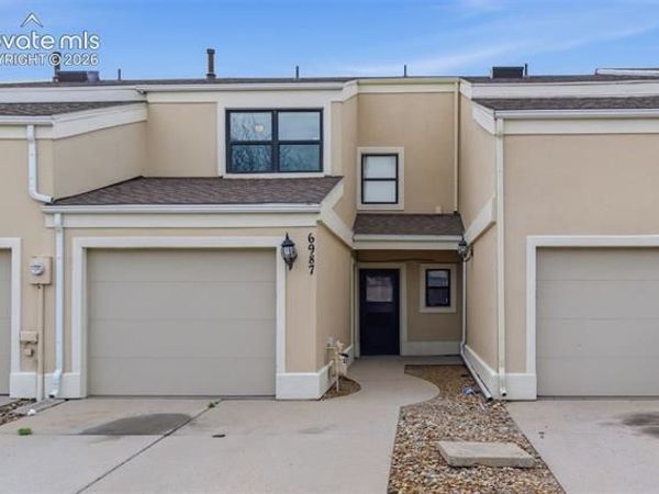 6987 Gayle Lyn Lane, Colorado Springs, CO 80919