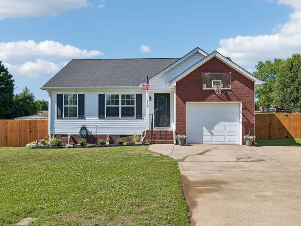 1328 Peachtree St , Murfreesboro, TN 37129