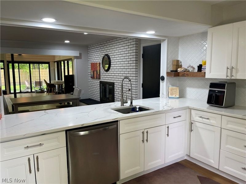 607 Castle Boulevard , Akron, OH 44313 Photo 14