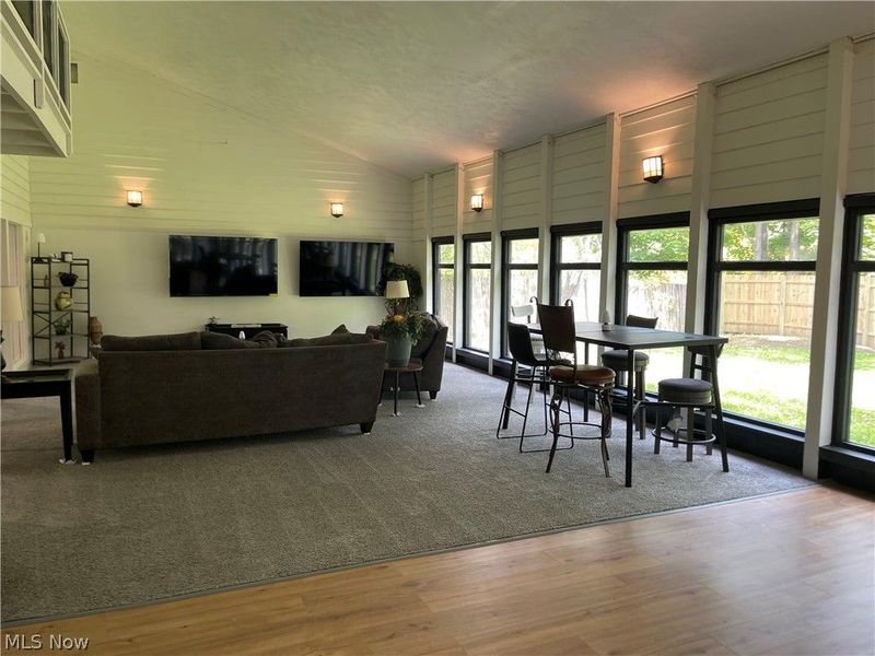 607 Castle Boulevard , Akron, OH 44313 Photo 2